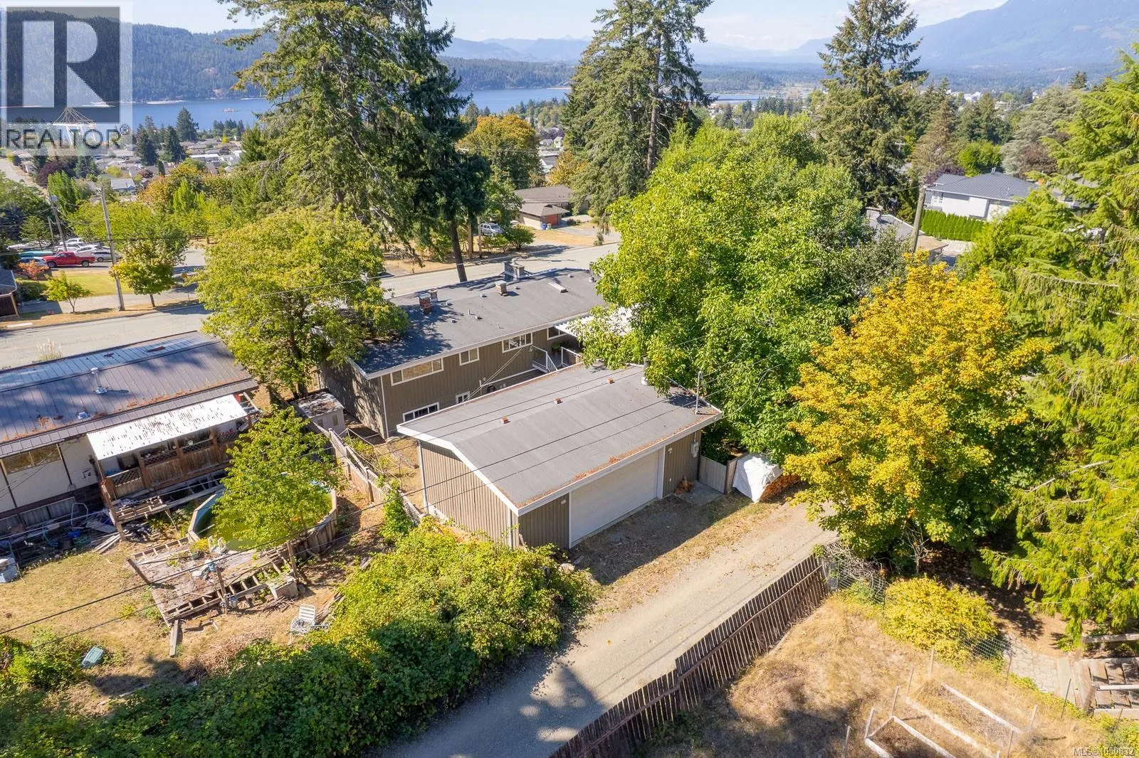 2373 Anderson Ave