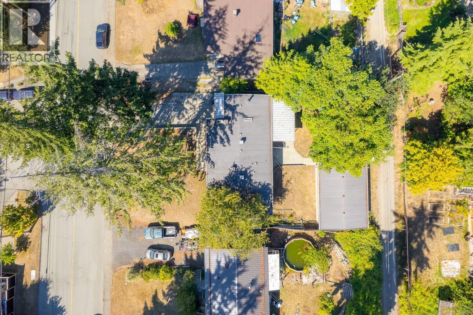 2373 Anderson Ave
