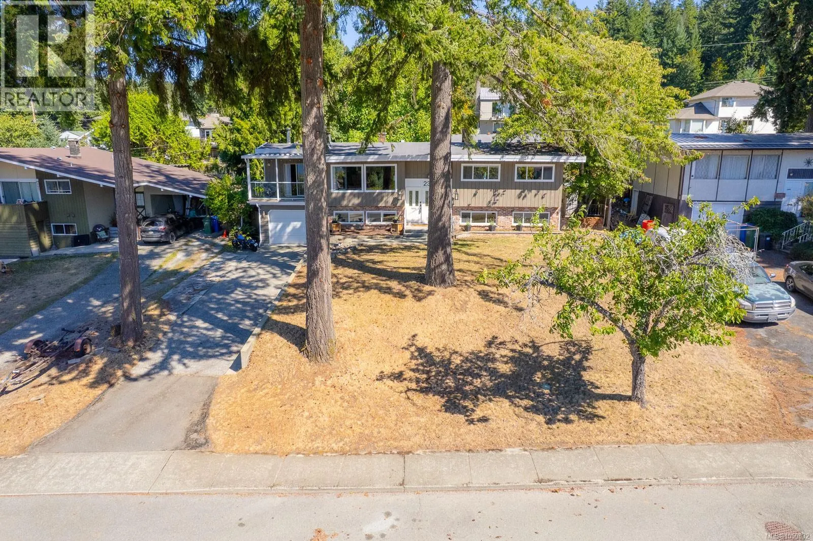 2373 Anderson Ave