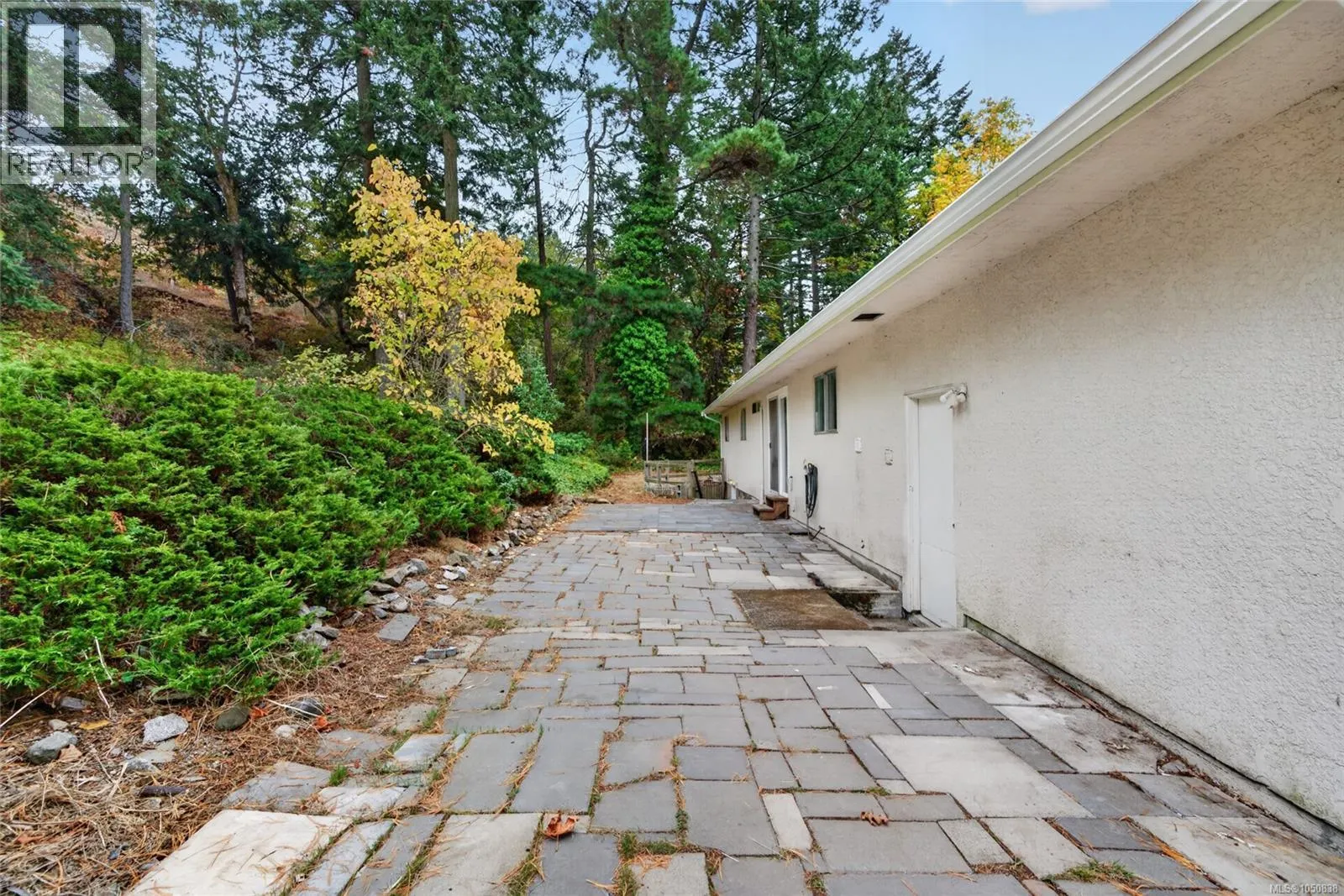 4439 Blenkinsop Rd