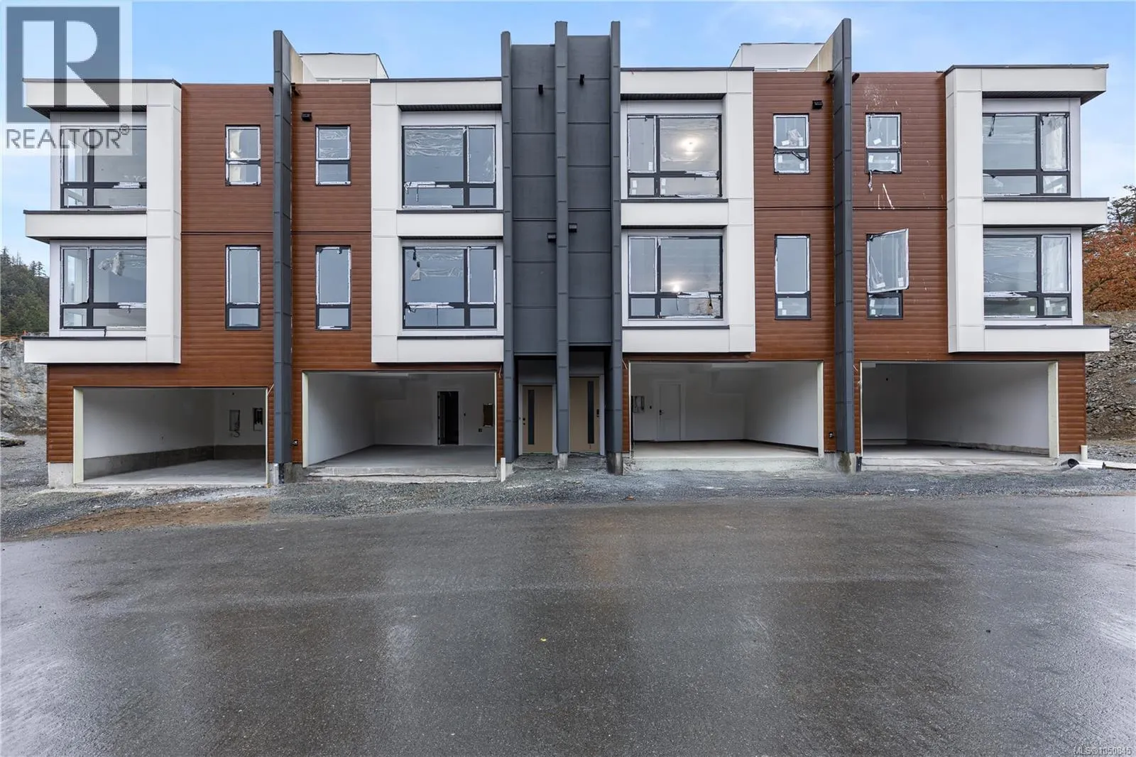 14 2787 Lakeview Terr