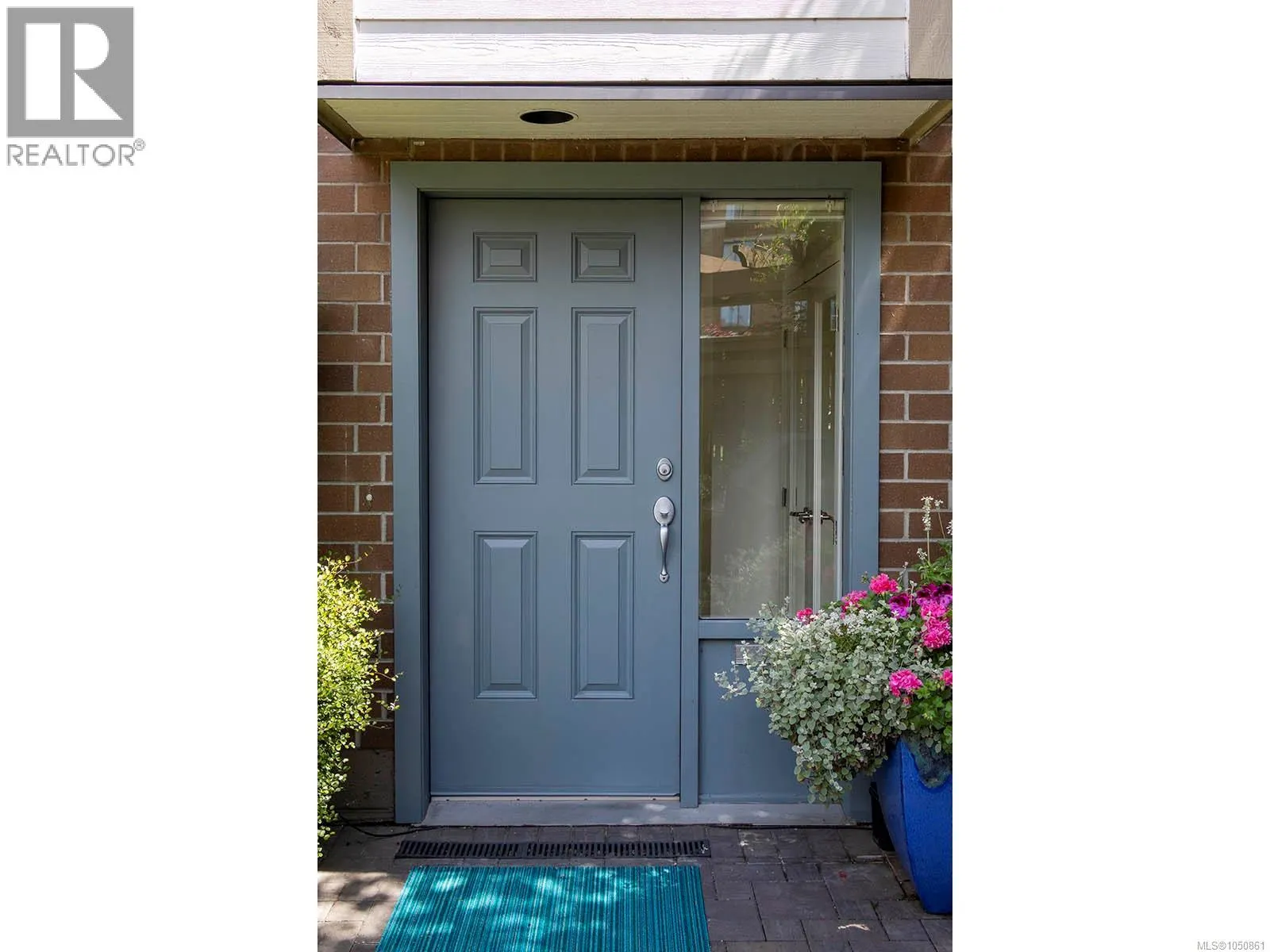 239 Belleville St