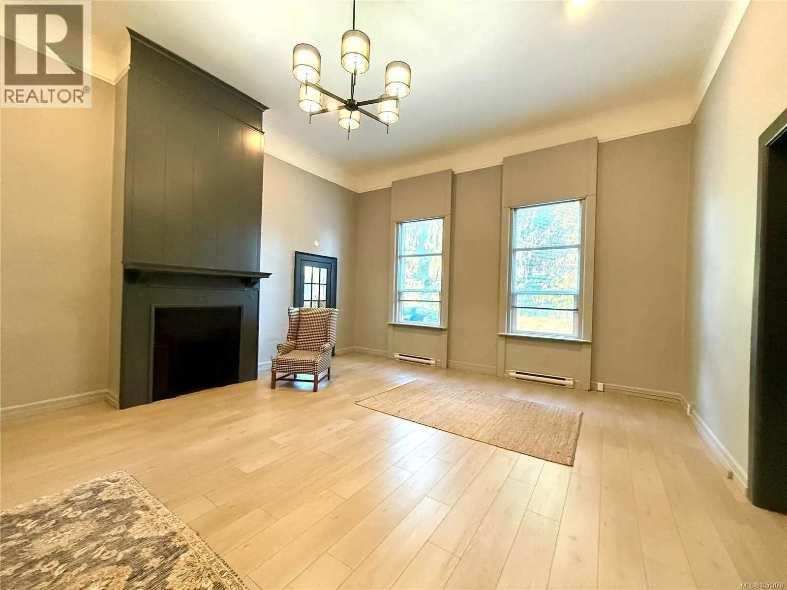 1249 Rockland Ave