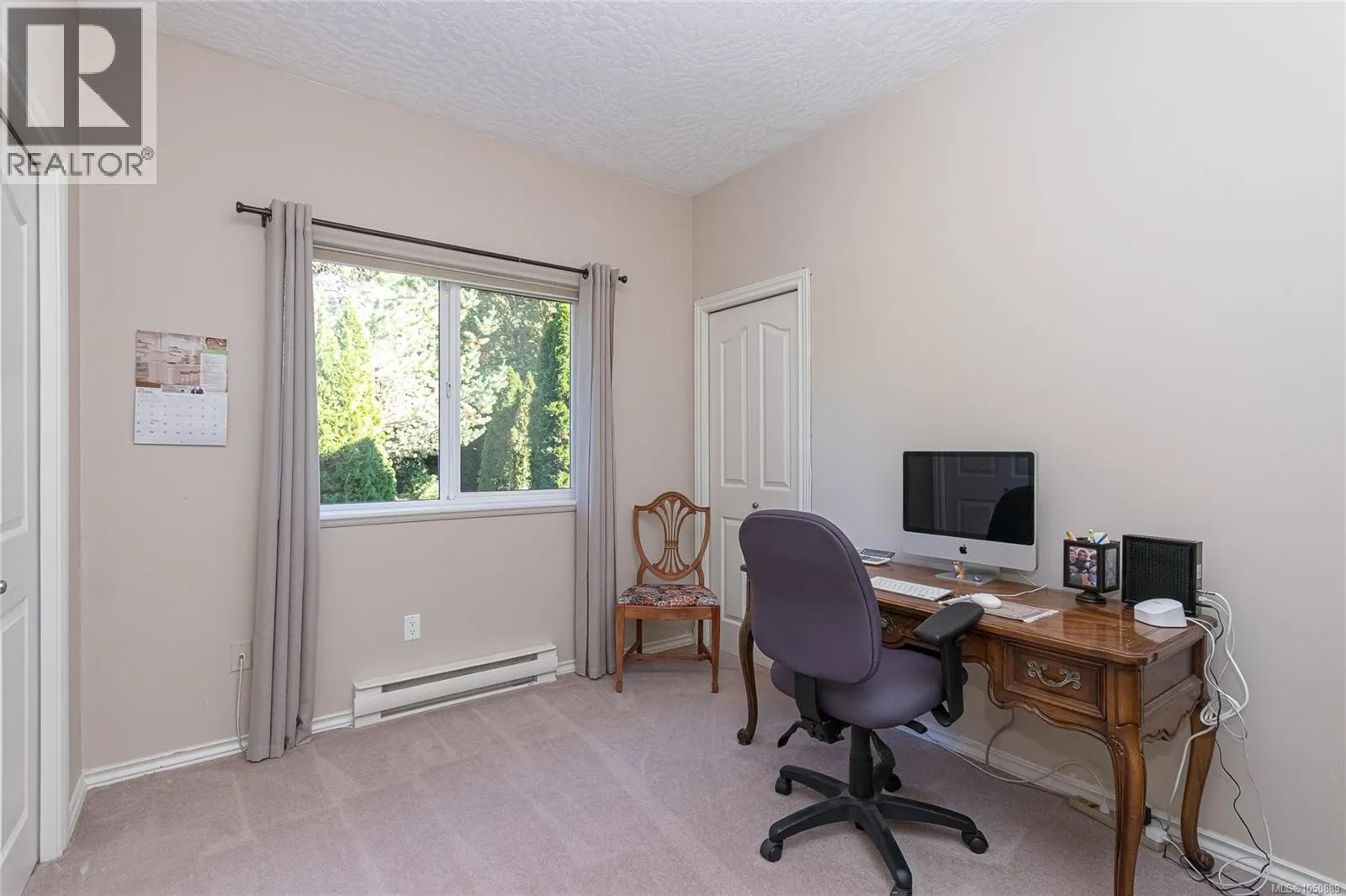 8593 Kingcome Cres