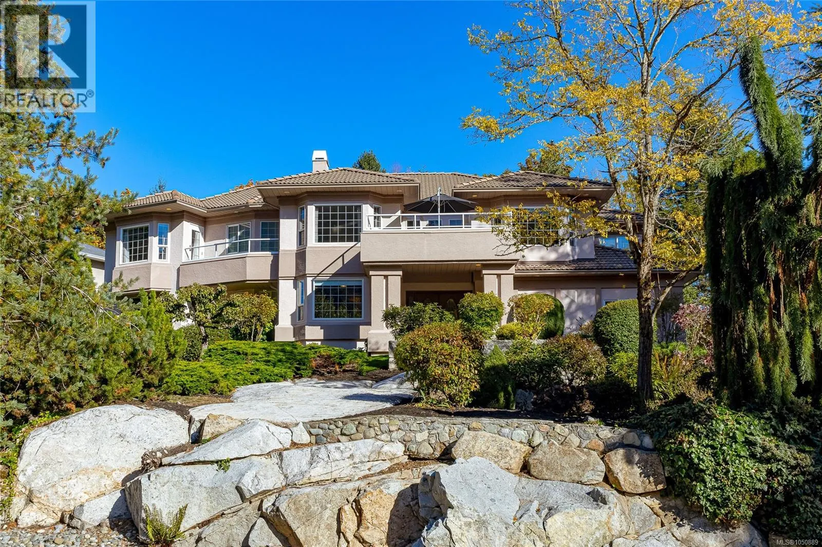 8593 Kingcome Cres