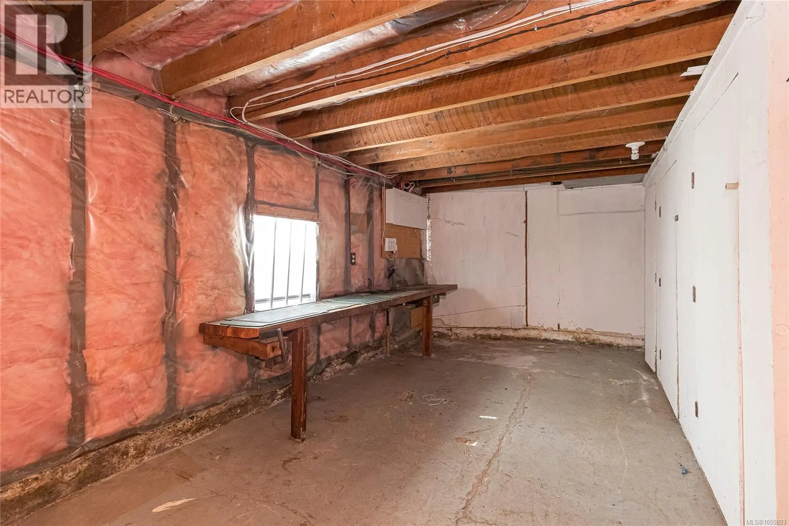 2531 Fernwood Rd