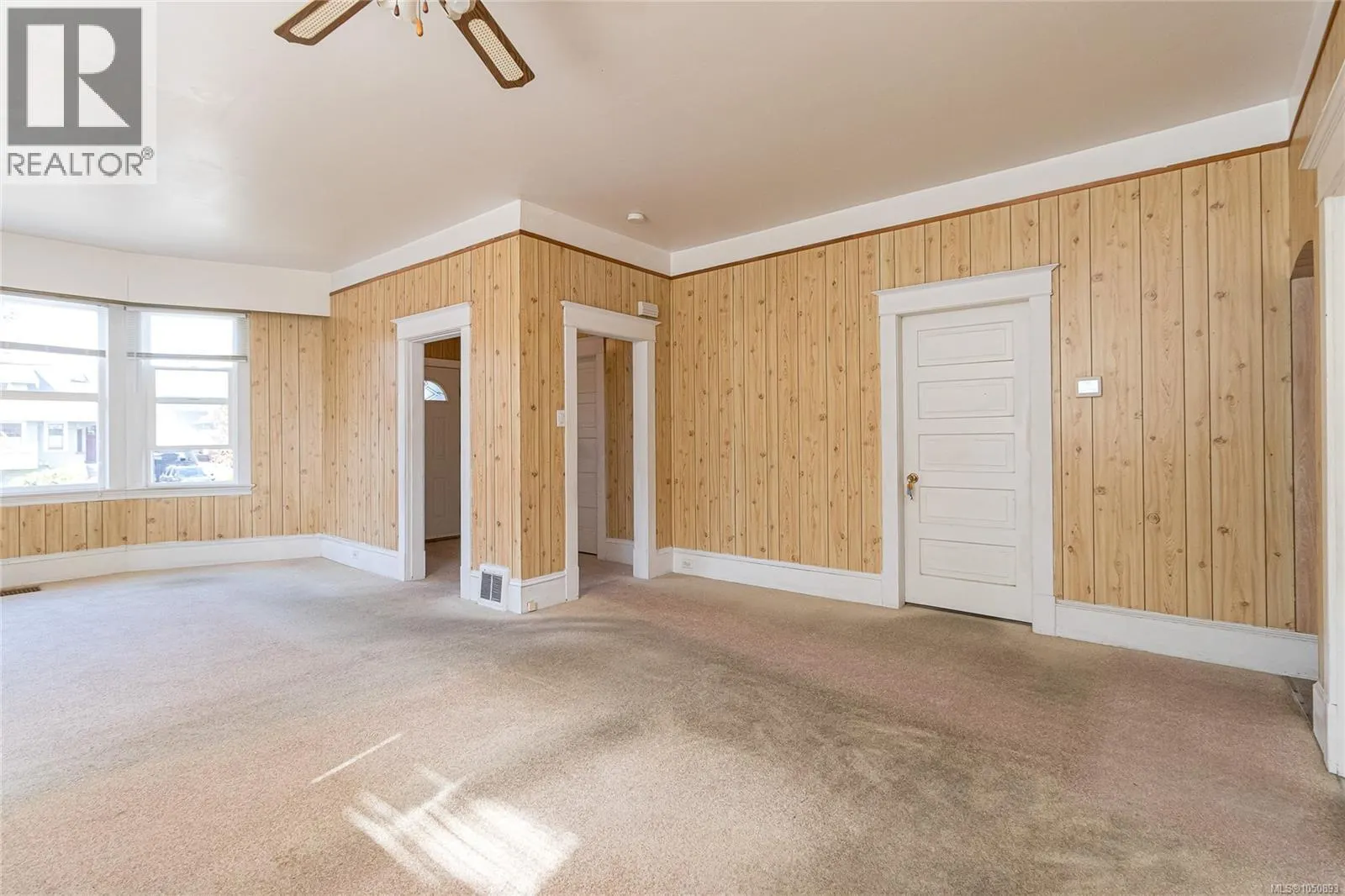 2531 Fernwood Rd