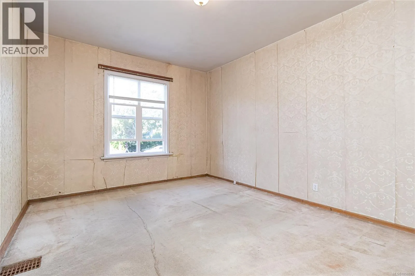 2531 Fernwood Rd