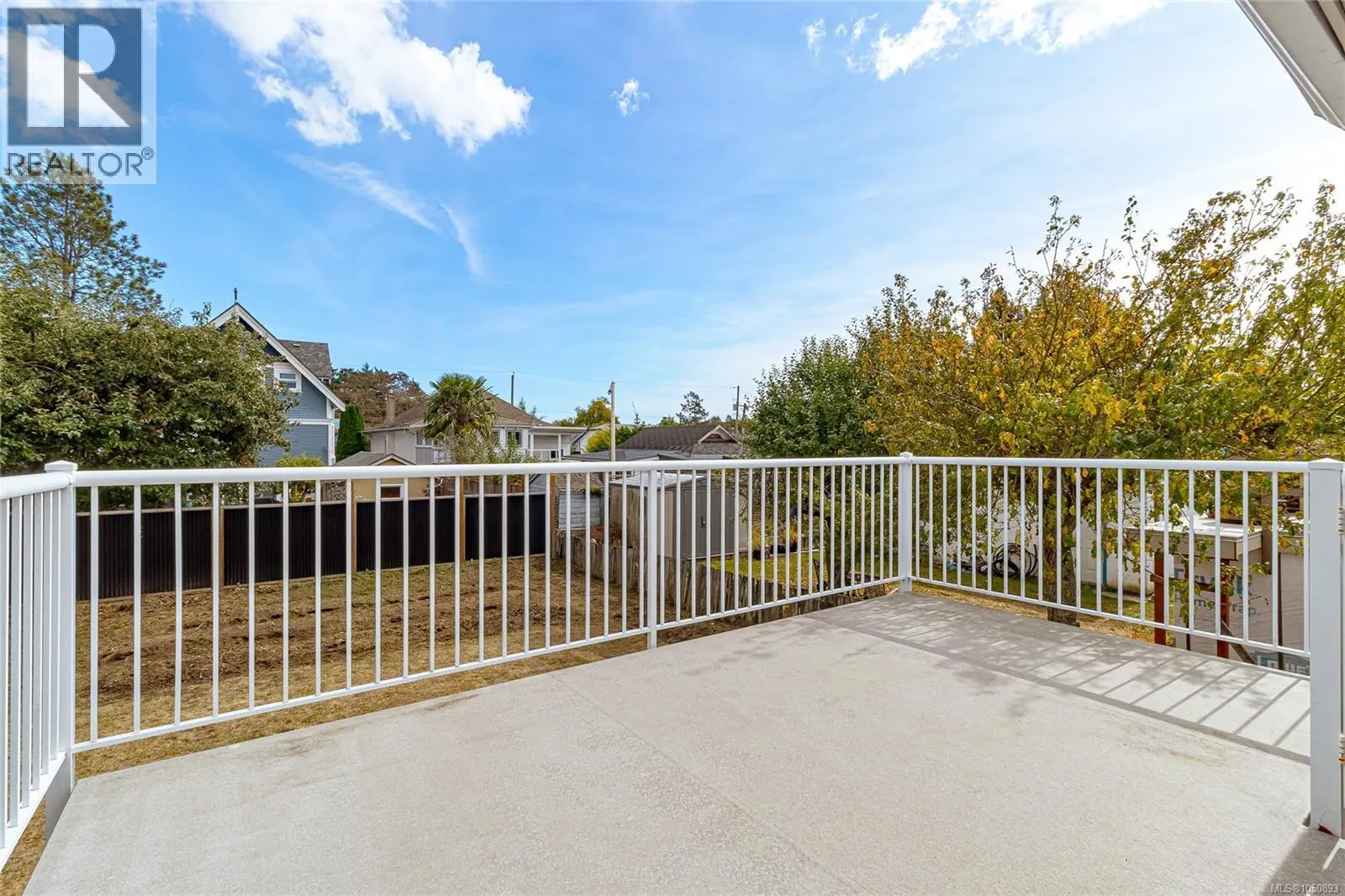 2531 Fernwood Rd