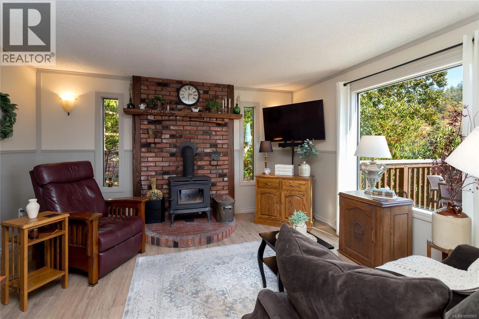 504 Langvista Dr