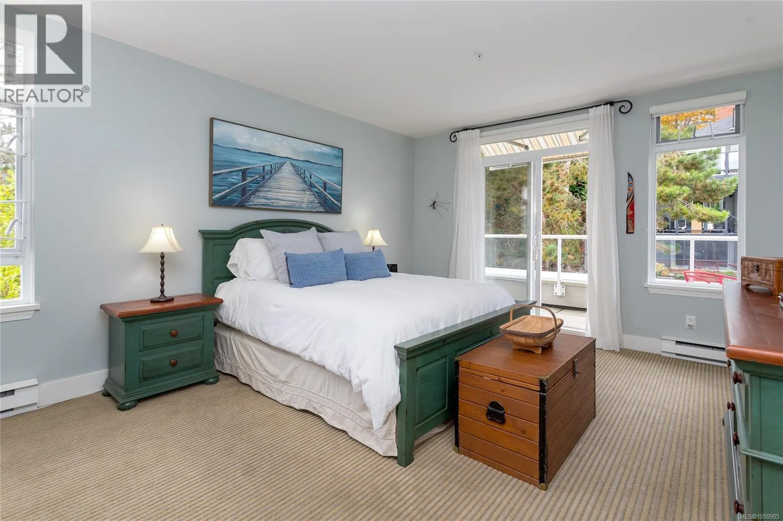 501 5110 Cordova Bay Rd