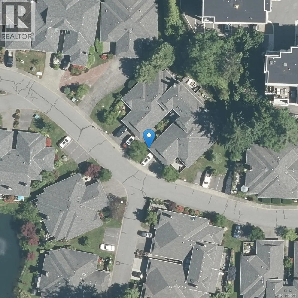 501 5110 Cordova Bay Rd