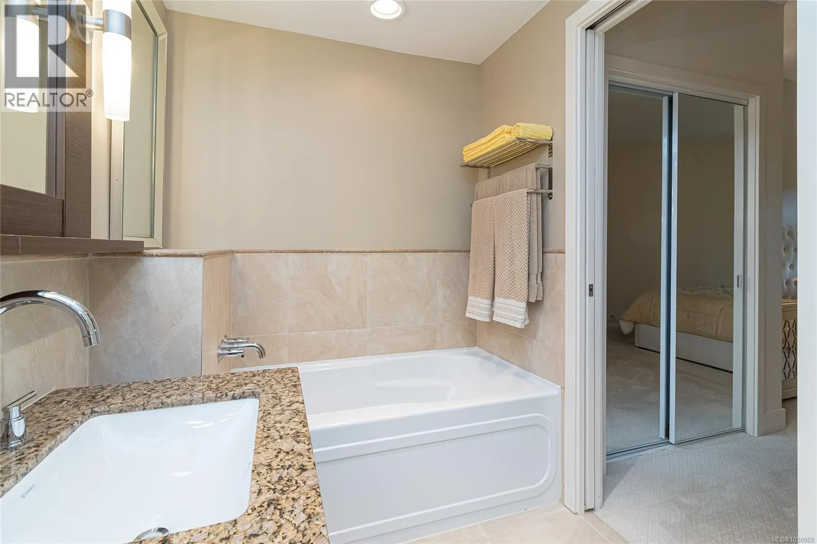 610 1400 Lynburne Pl