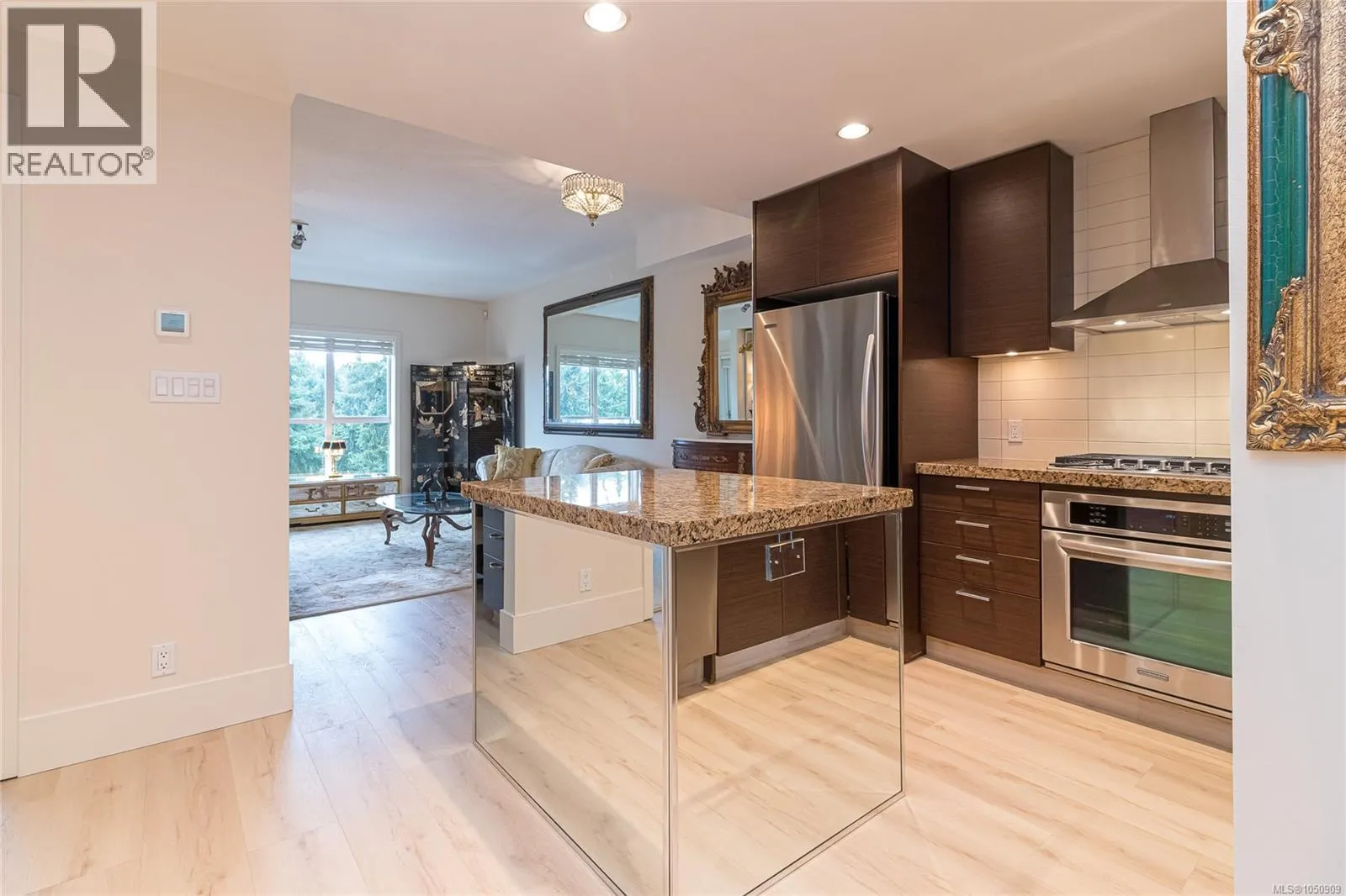 610 1400 Lynburne Pl