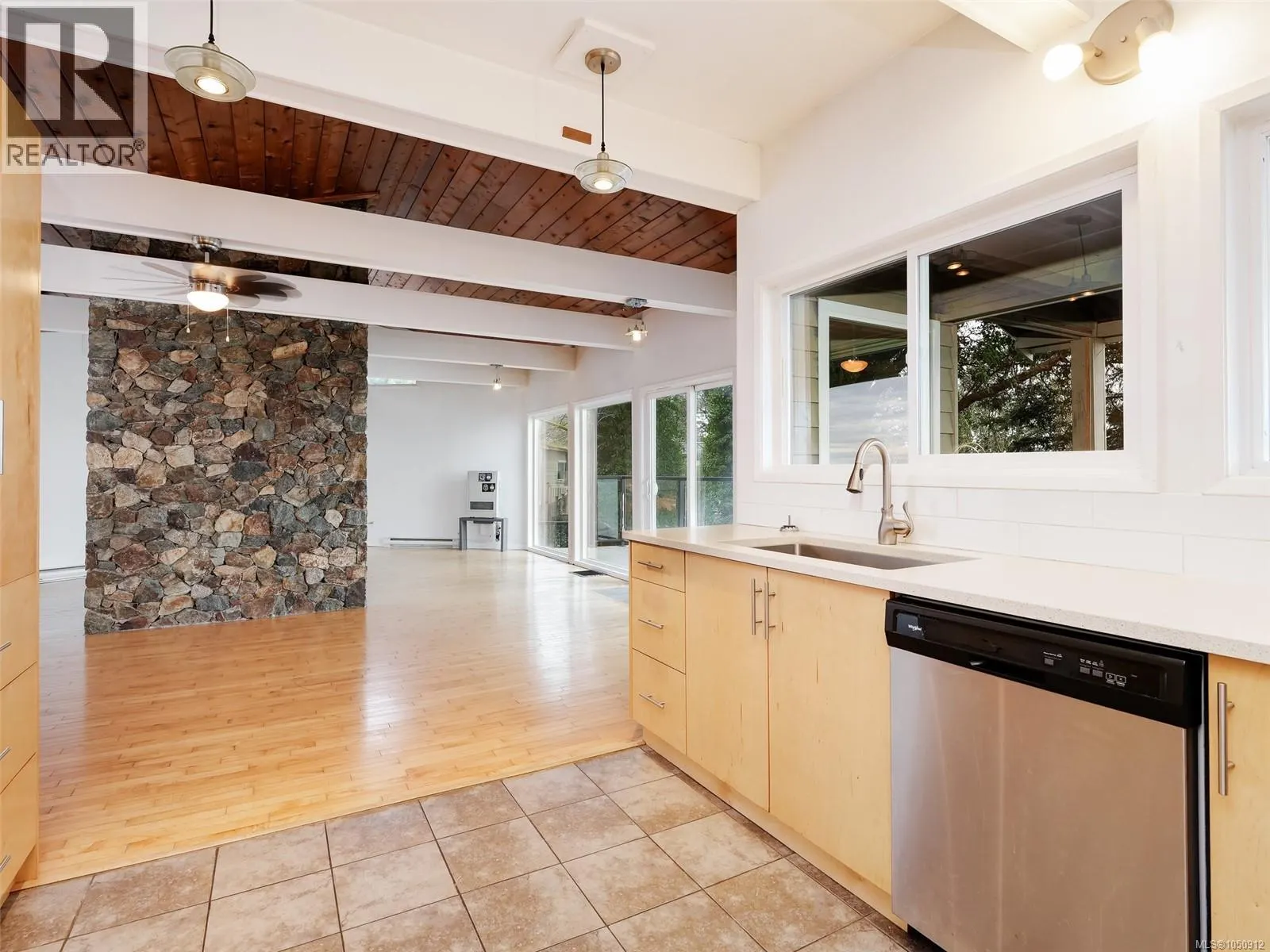 4553 Cordova Bay Rd