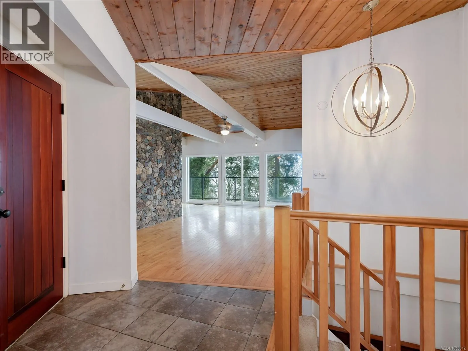 4553 Cordova Bay Rd