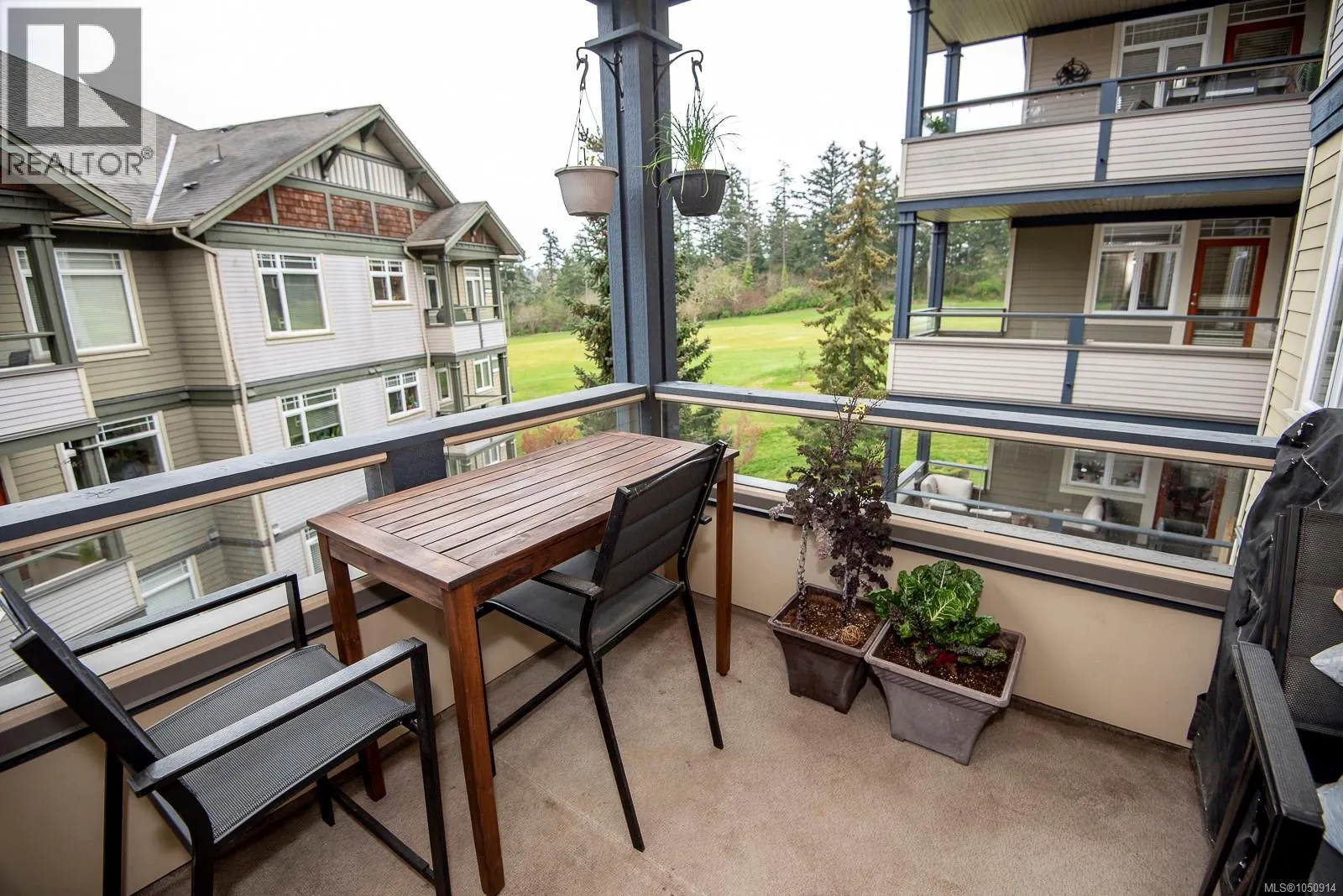 302D 1115 Craigflower Rd