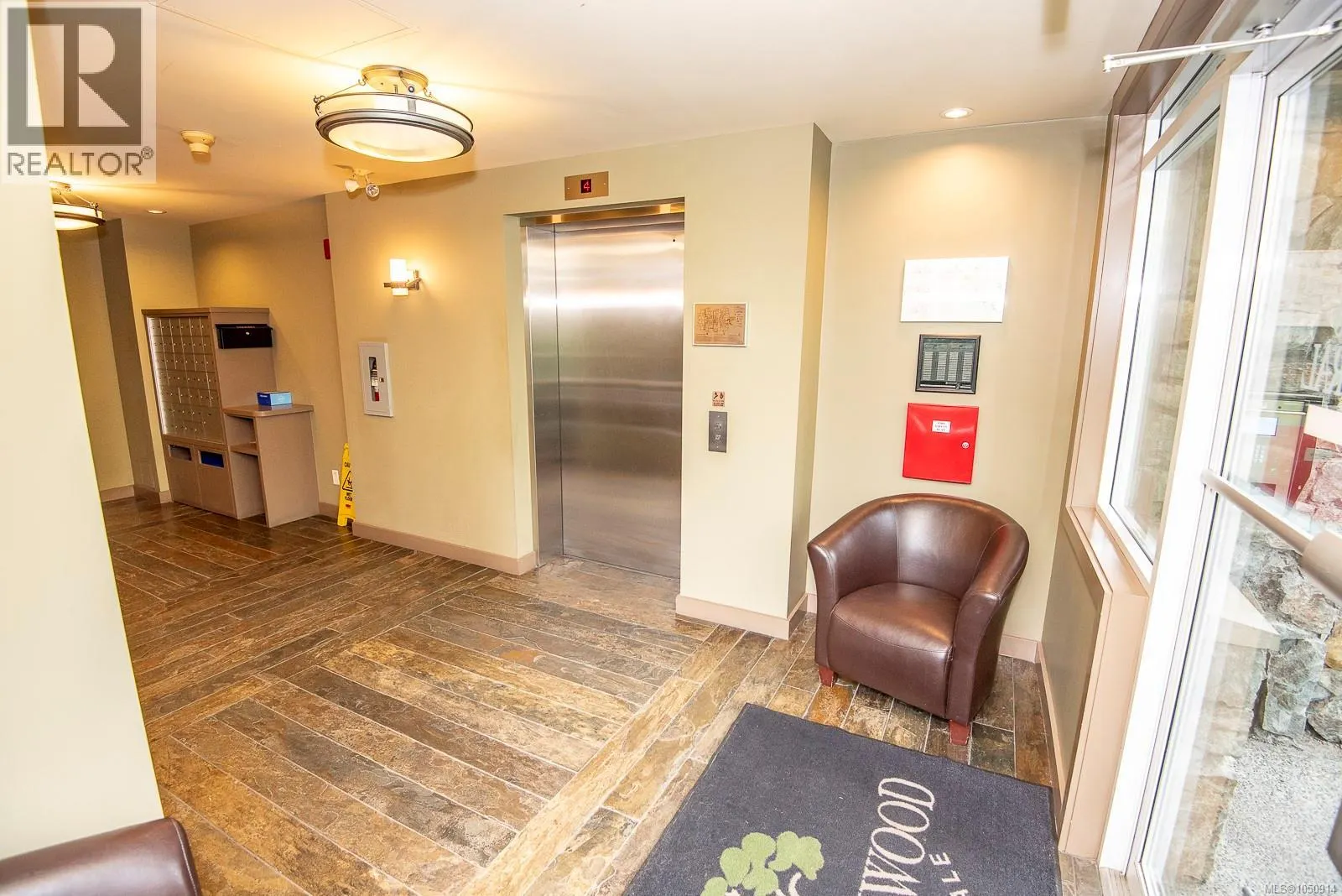 302D 1115 Craigflower Rd