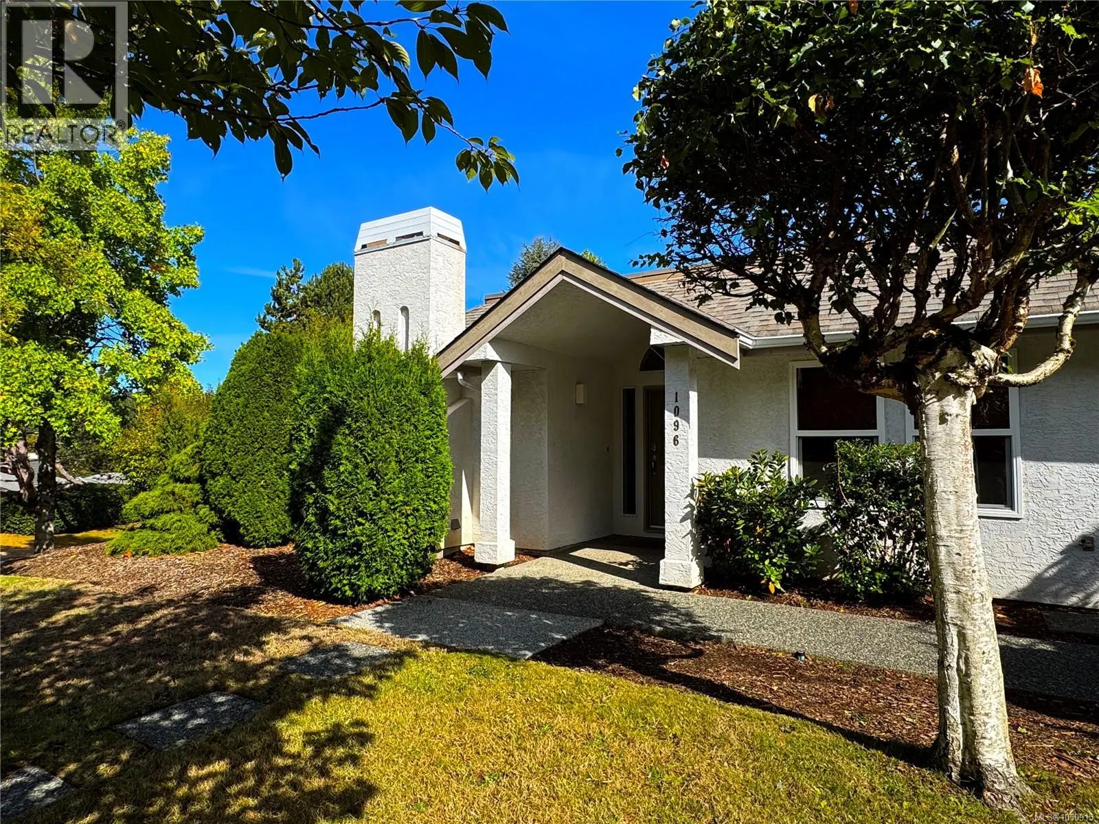 1096 Valewood Trail