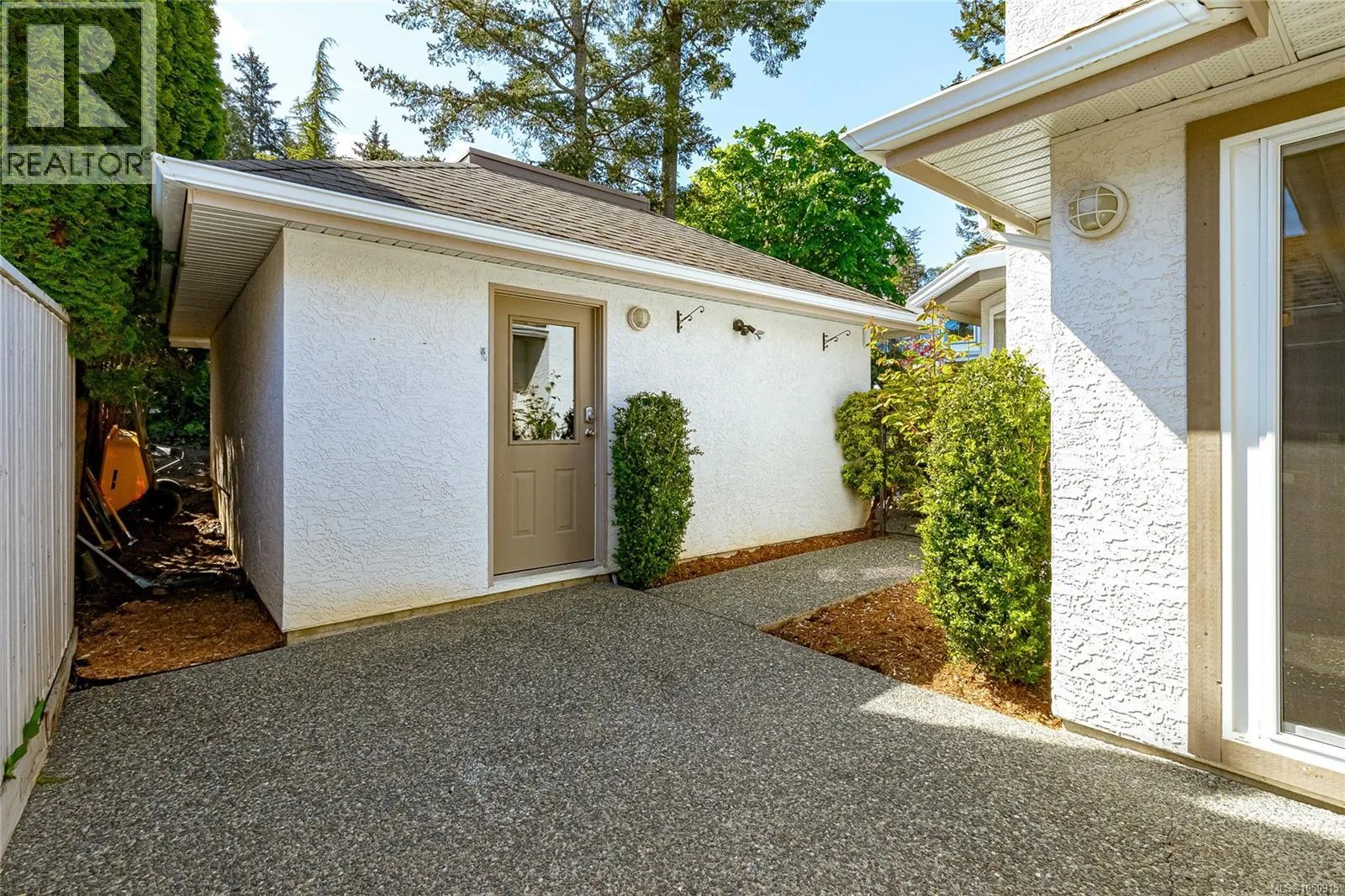 1096 Valewood Trail