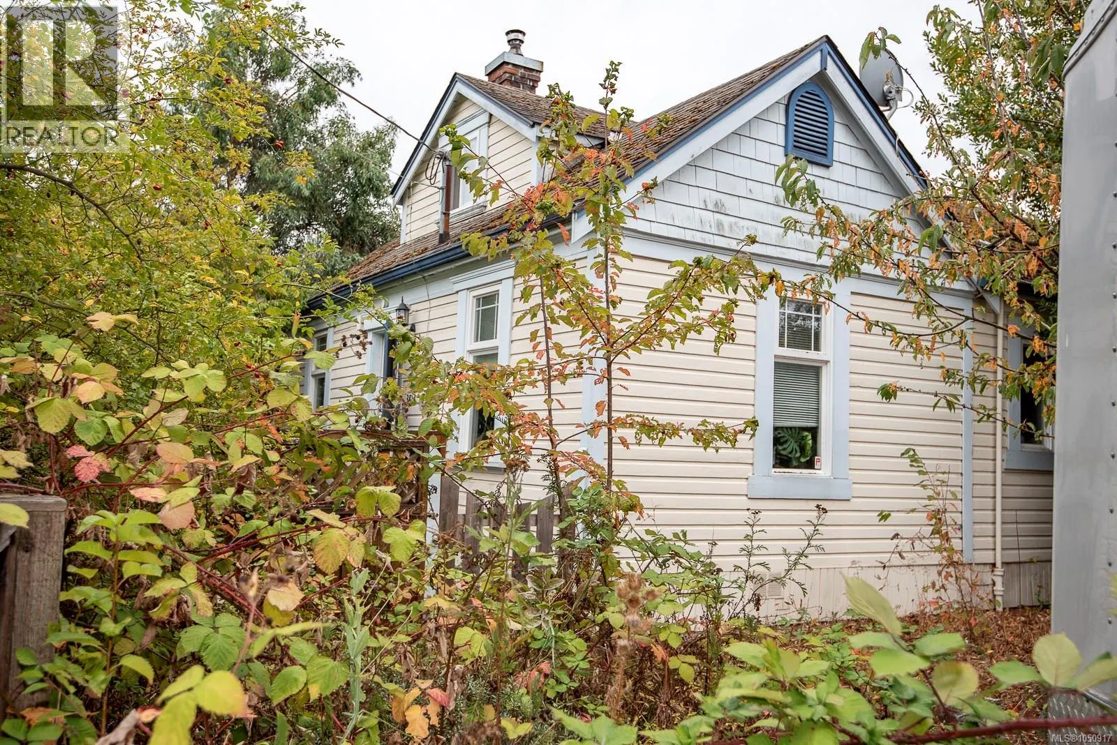 3814 Rowland Ave