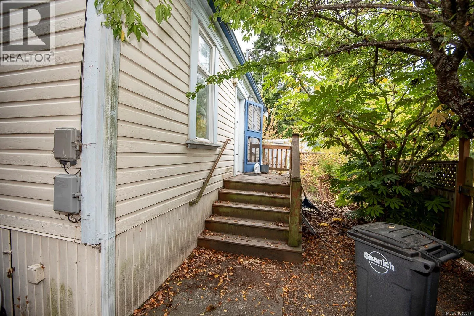 3814 Rowland Ave