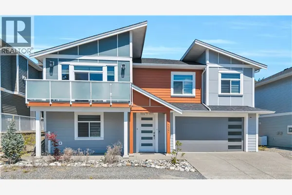 267 Golden Oaks Cres