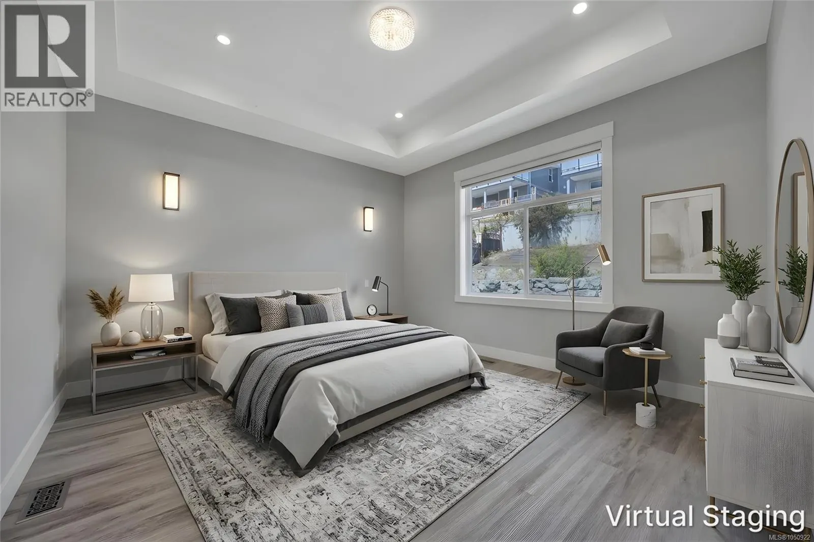 267 Golden Oaks Cres