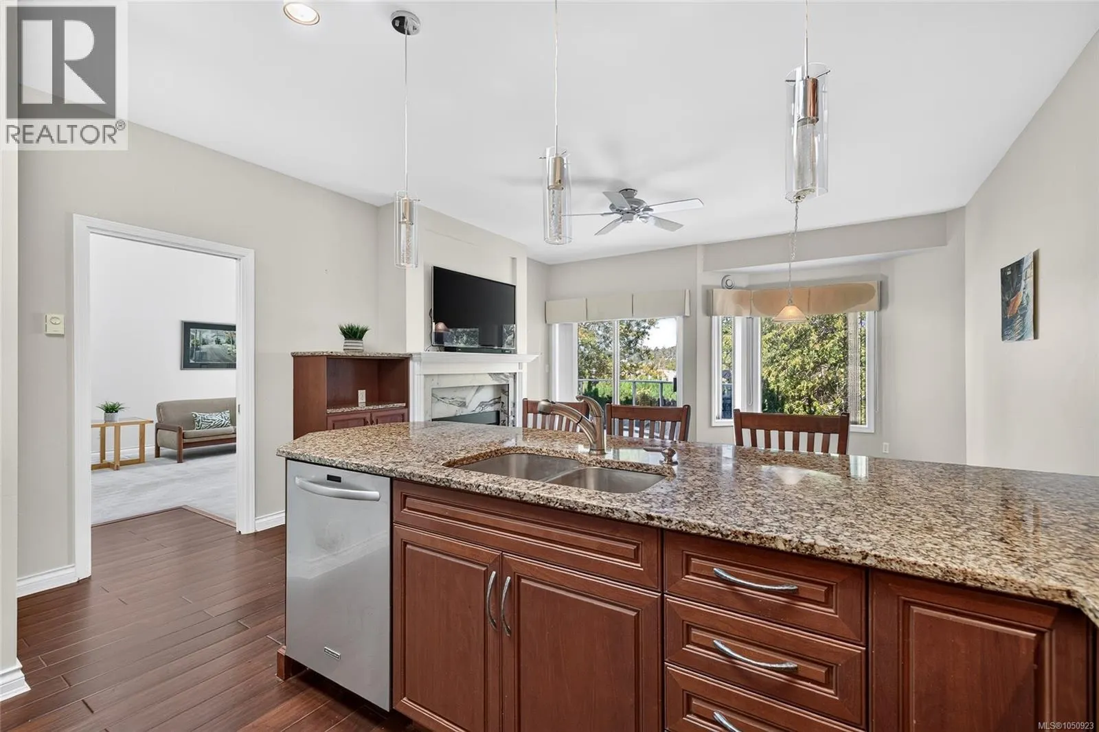23 4360 Emily Carr Dr