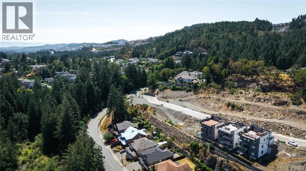 2246 Archer Gate