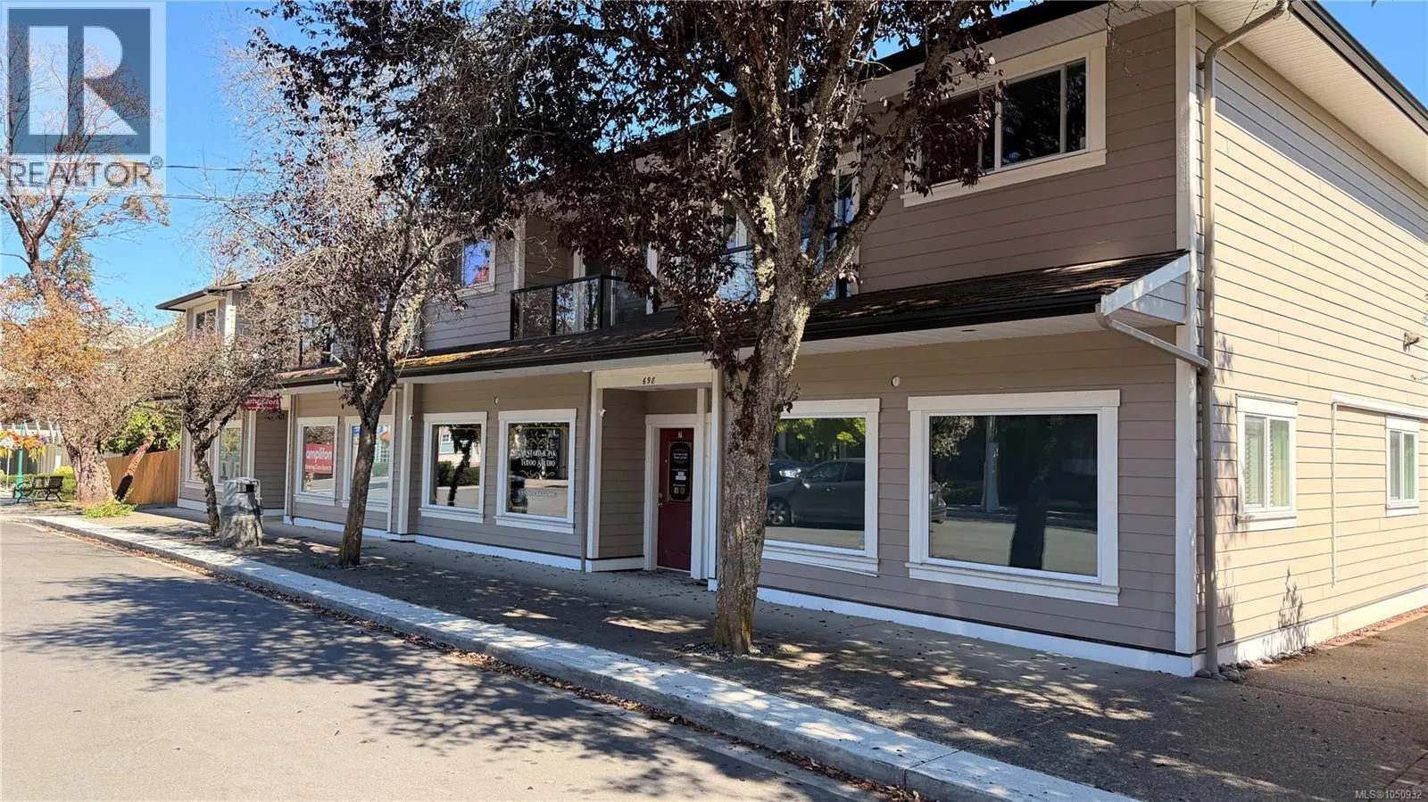 692 Beach Rd