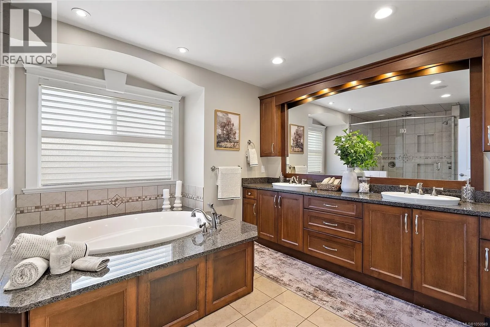 4973 La Quinta Pl