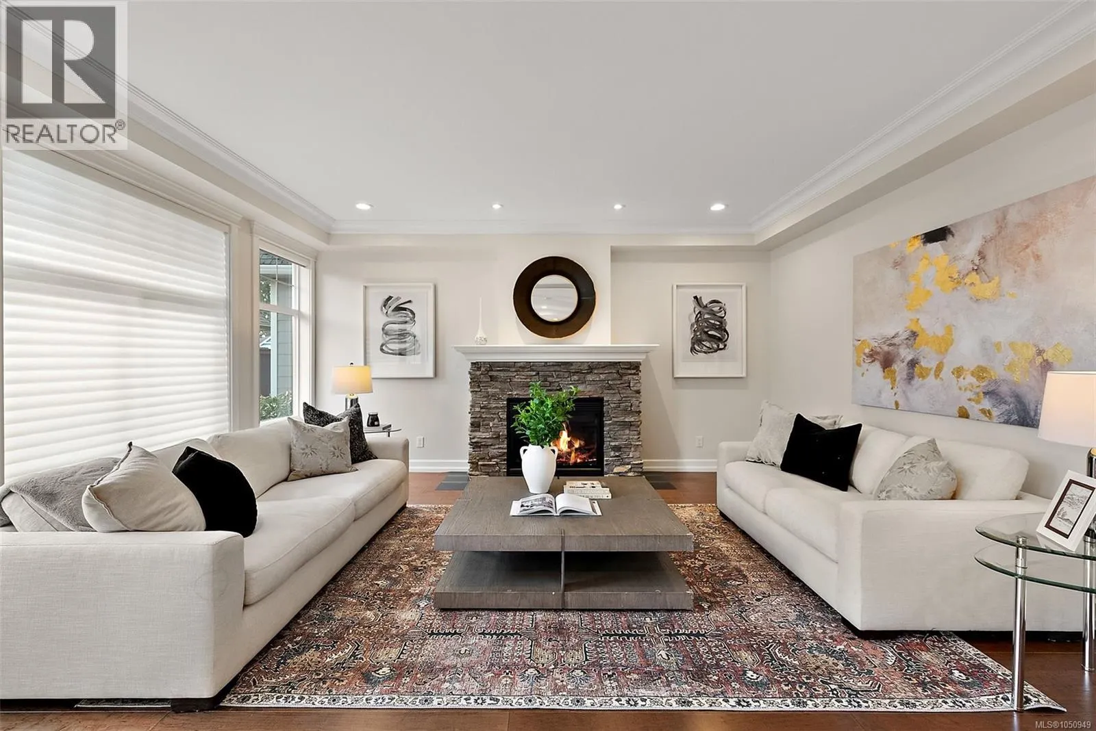 4973 La Quinta Pl