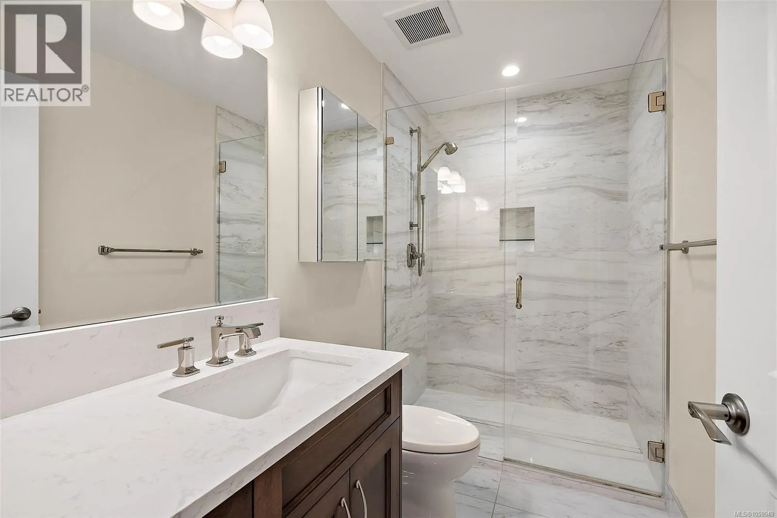 4973 La Quinta Pl