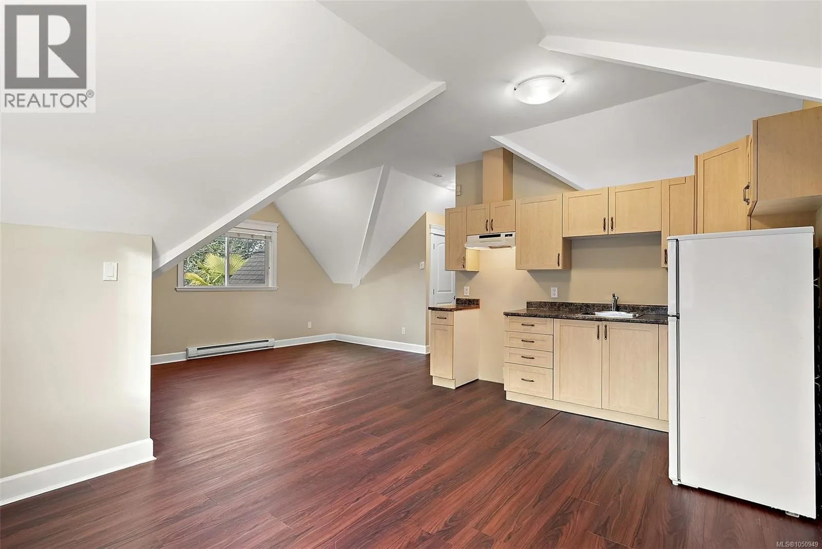 4973 La Quinta Pl