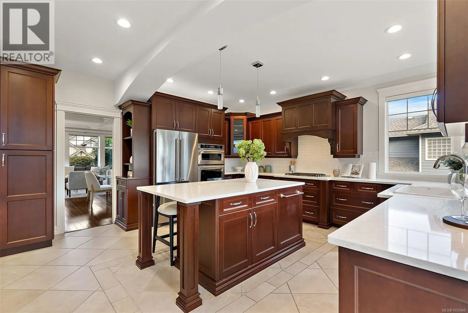 4973 La Quinta Pl