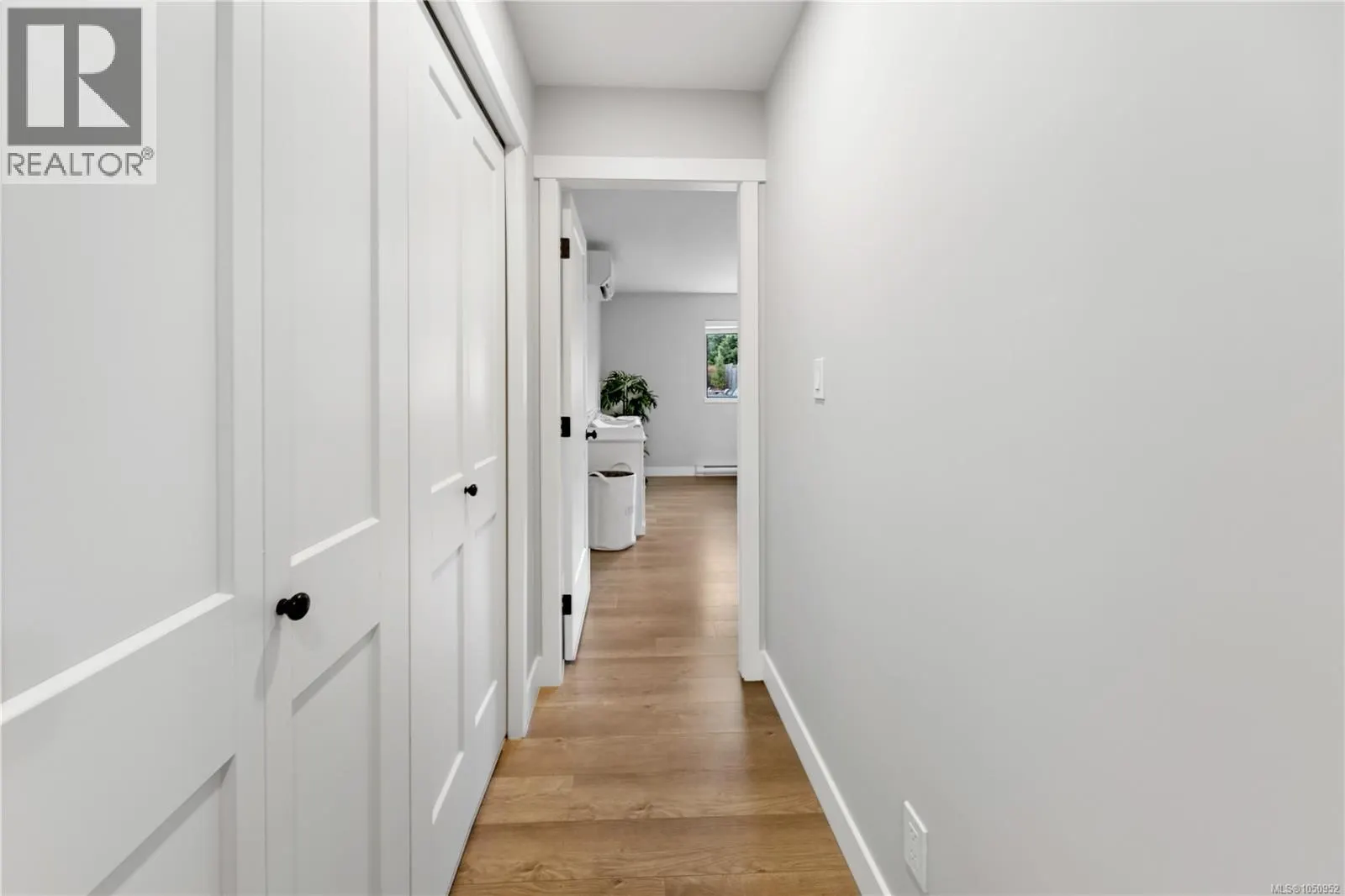 3177 Fernwood Lane