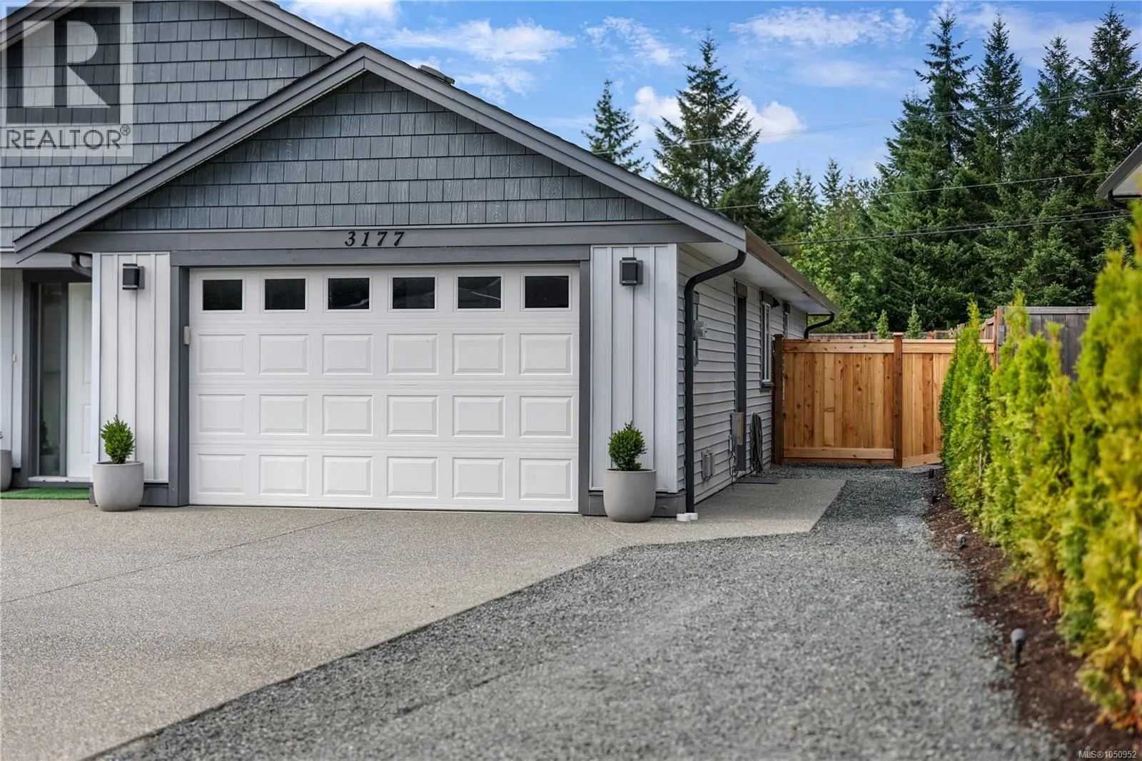3177 Fernwood Lane