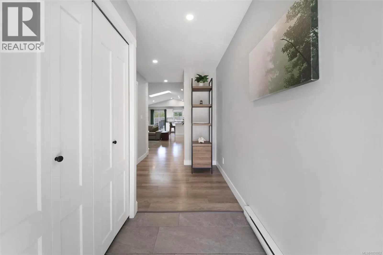 3177 Fernwood Lane