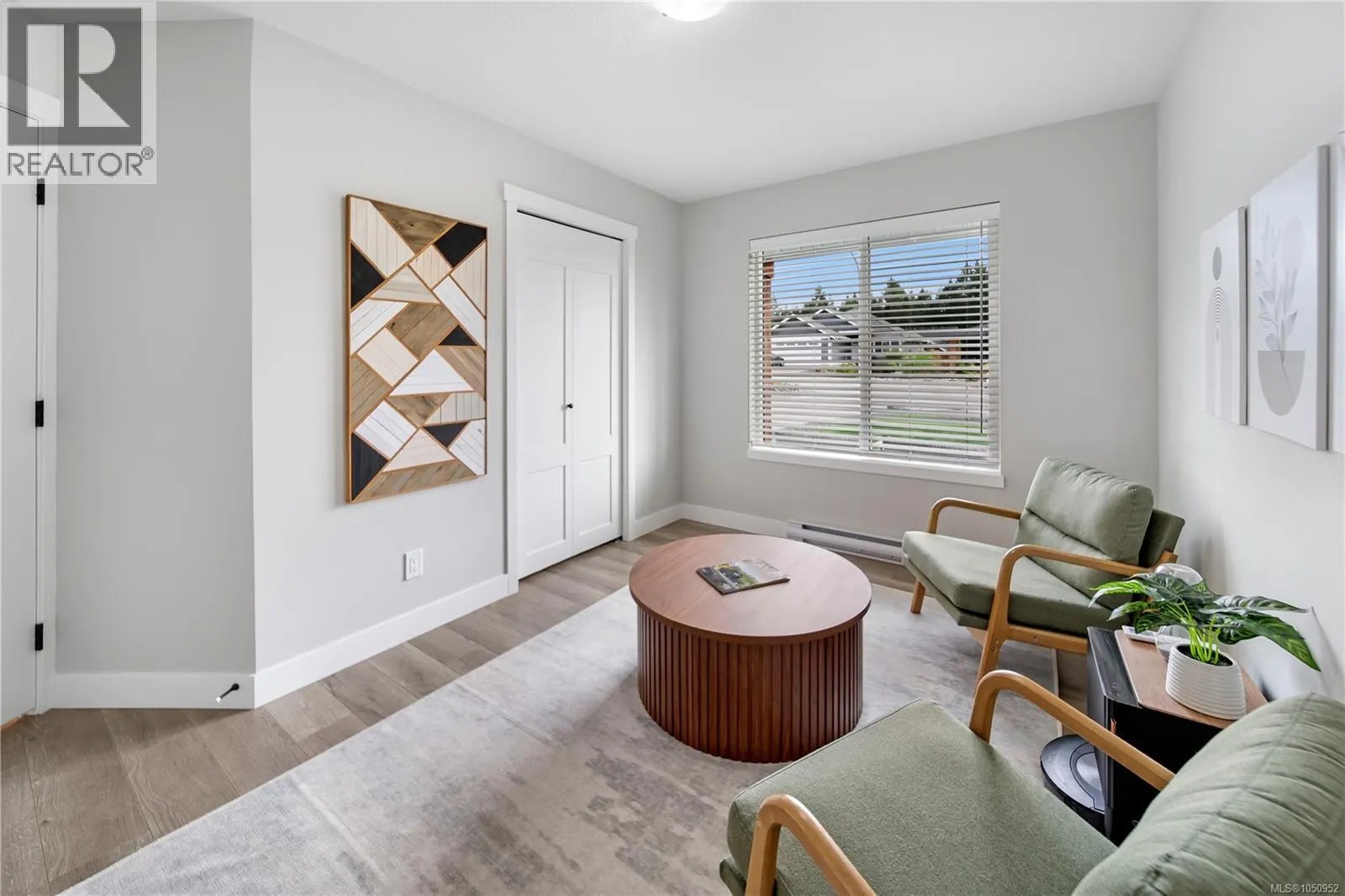 3177 Fernwood Lane