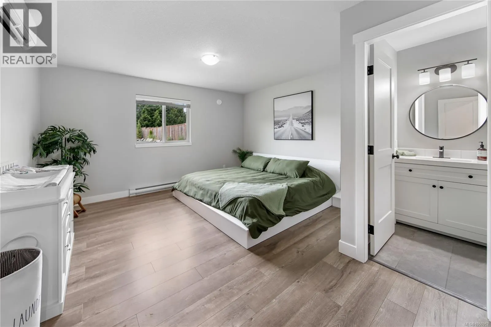 3177 Fernwood Lane