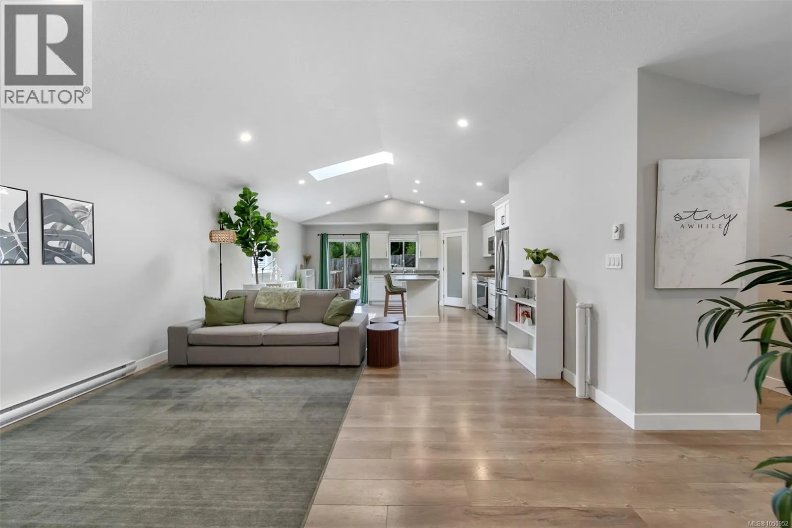 3177 Fernwood Lane