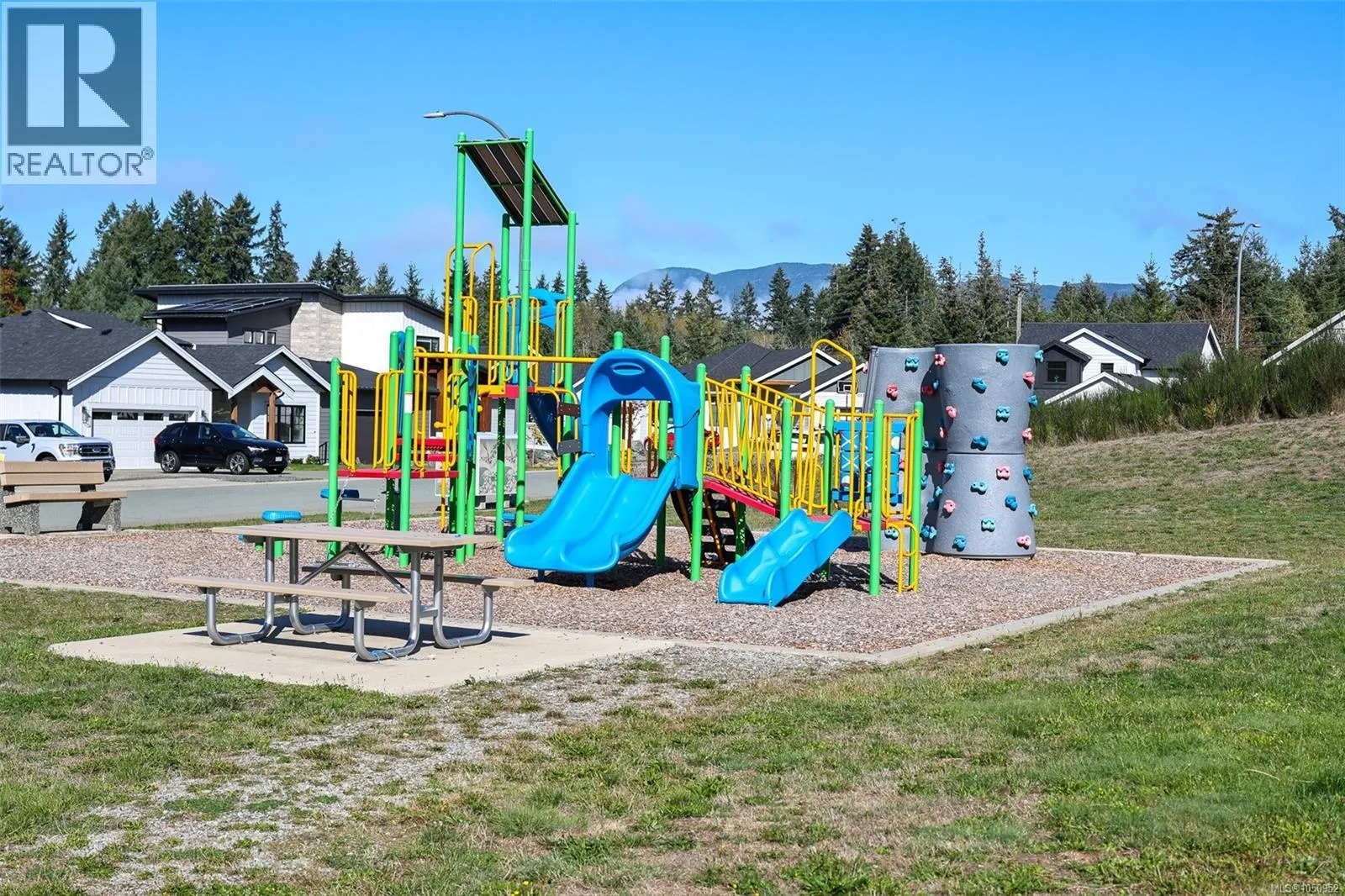 3177 Fernwood Lane