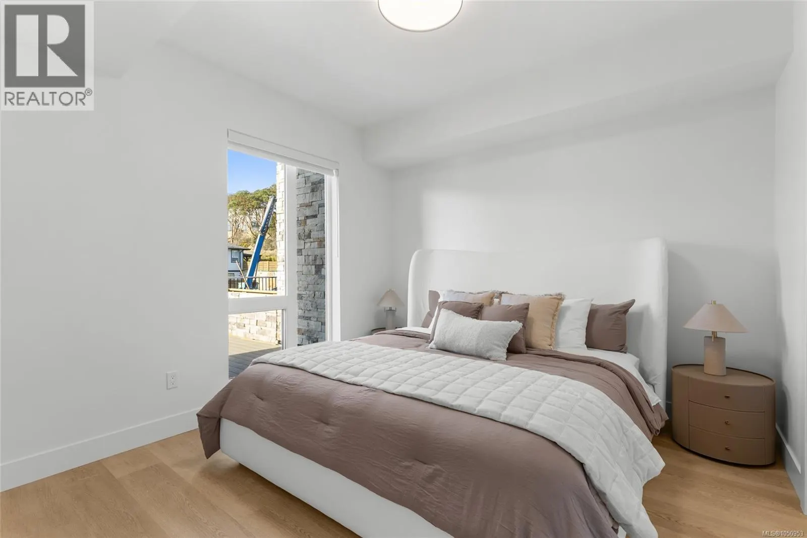 301 2341 Bear Mountain Pkwy