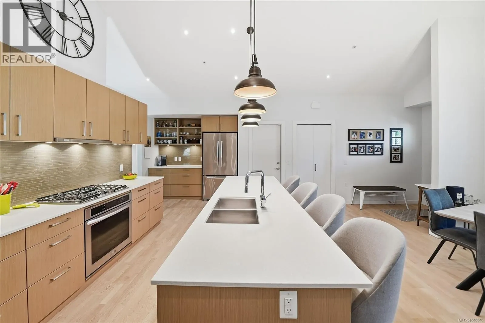 100 Apex Ridge Pl
