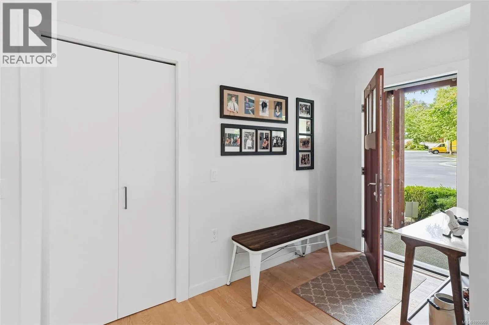 100 Apex Ridge Pl