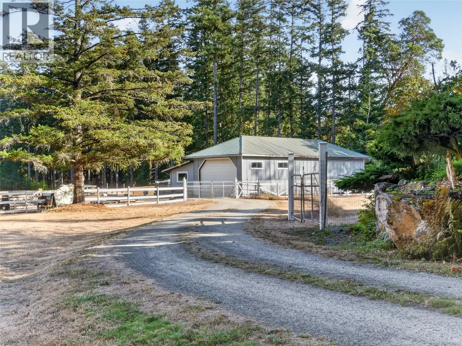 5209 Old West Saanich Rd