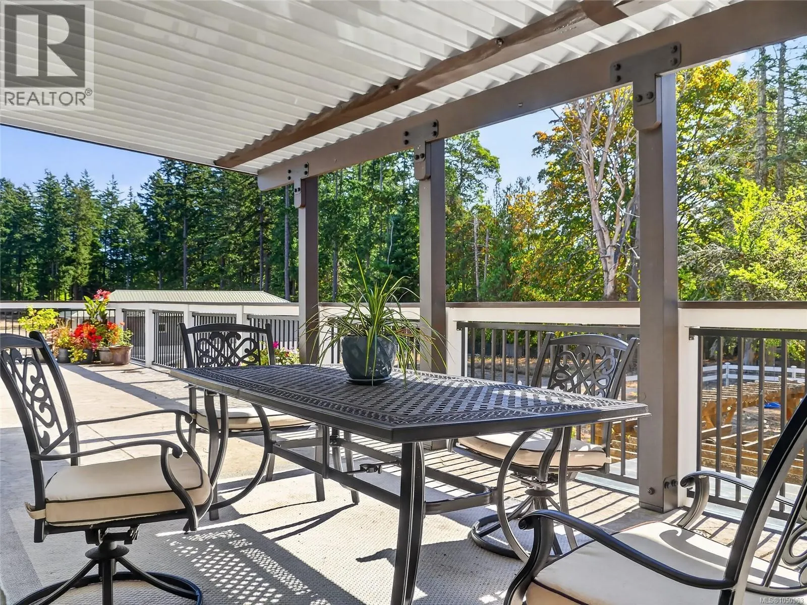 5209 Old West Saanich Rd