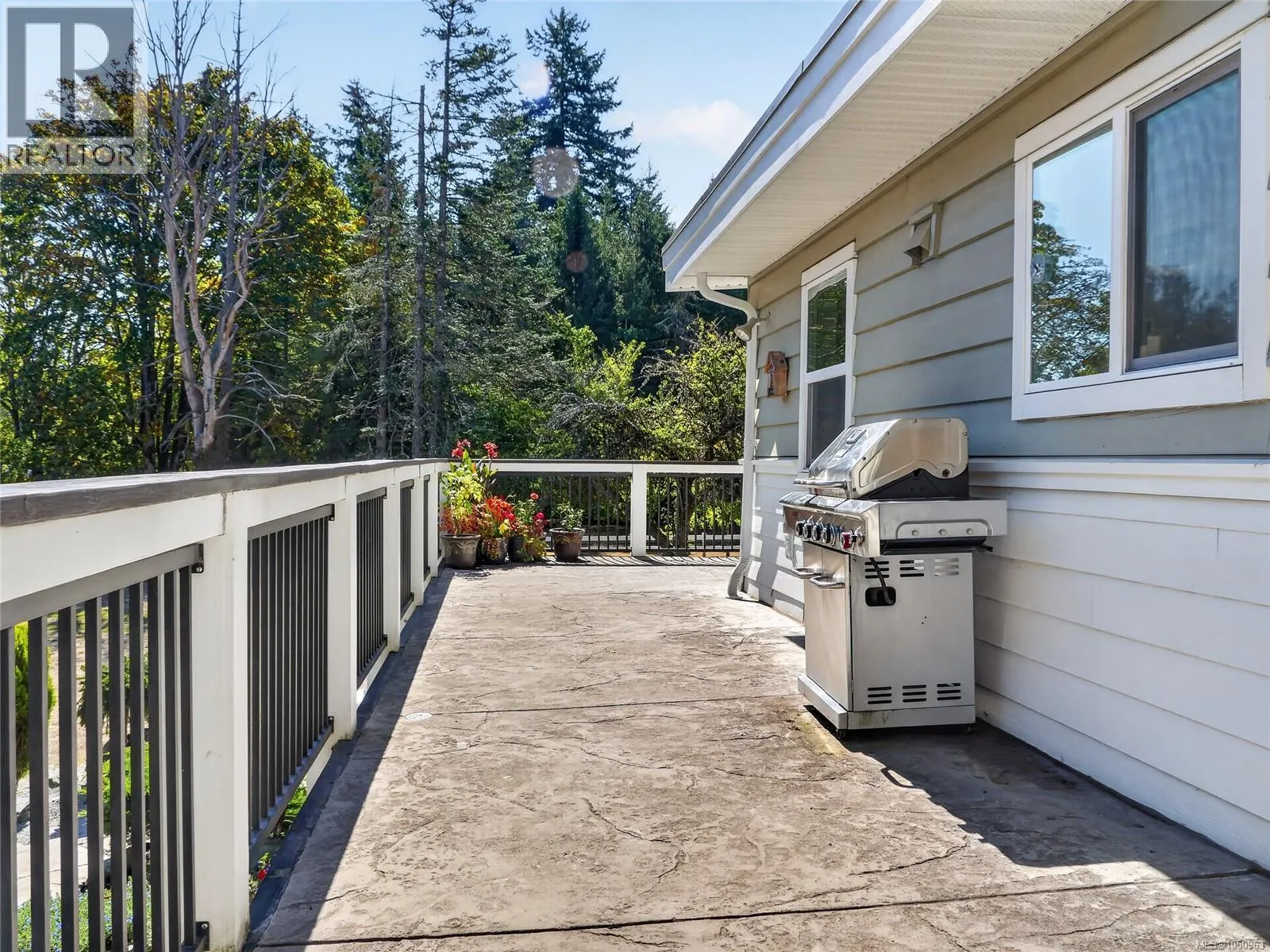 5209 Old West Saanich Rd