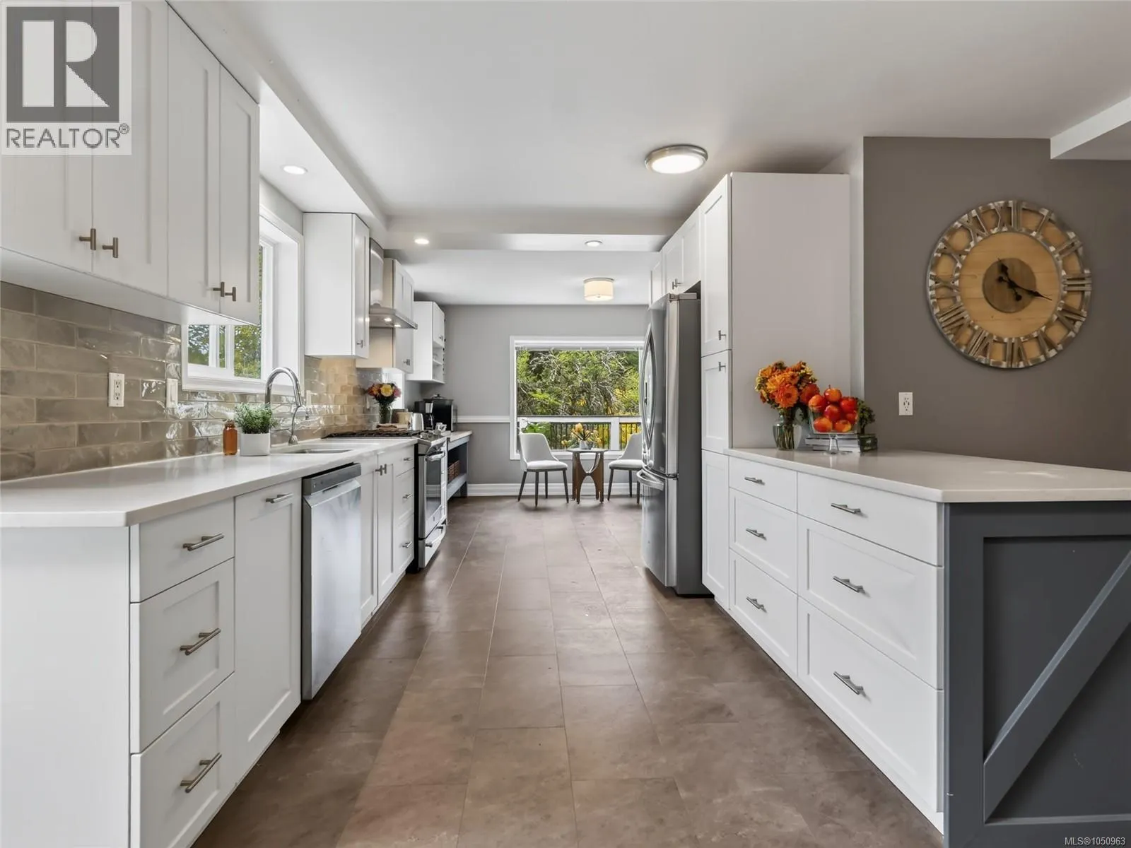 5209 Old West Saanich Rd
